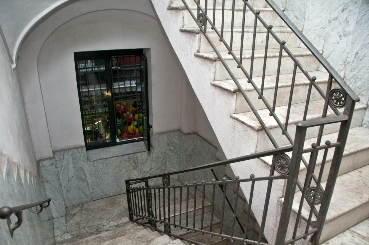Appartement Casa Del Palumbo à Naples Extérieur photo